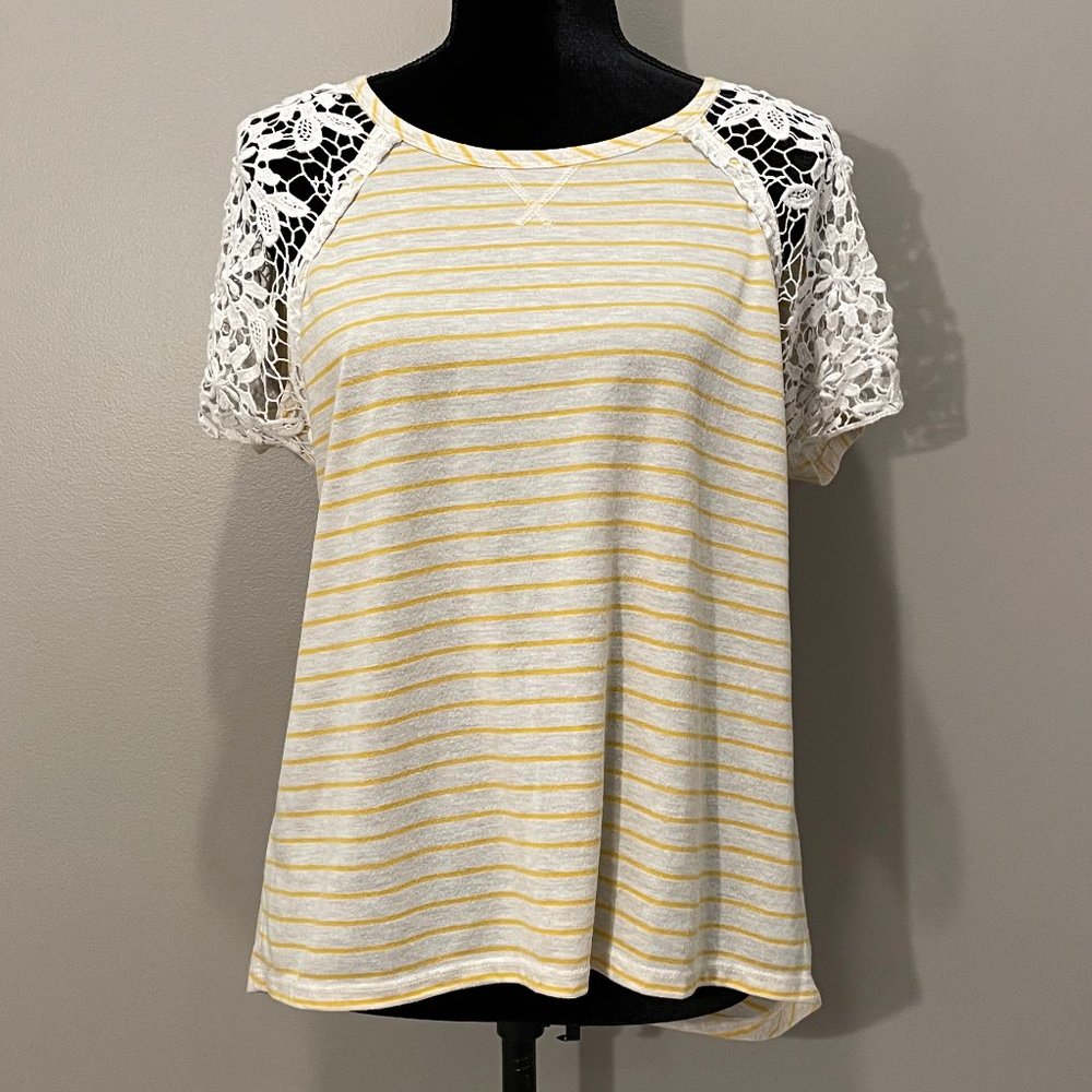 Red Camel Womens Yellow Striped Laced Sht Sleeve Tee  sz M  Super Cute